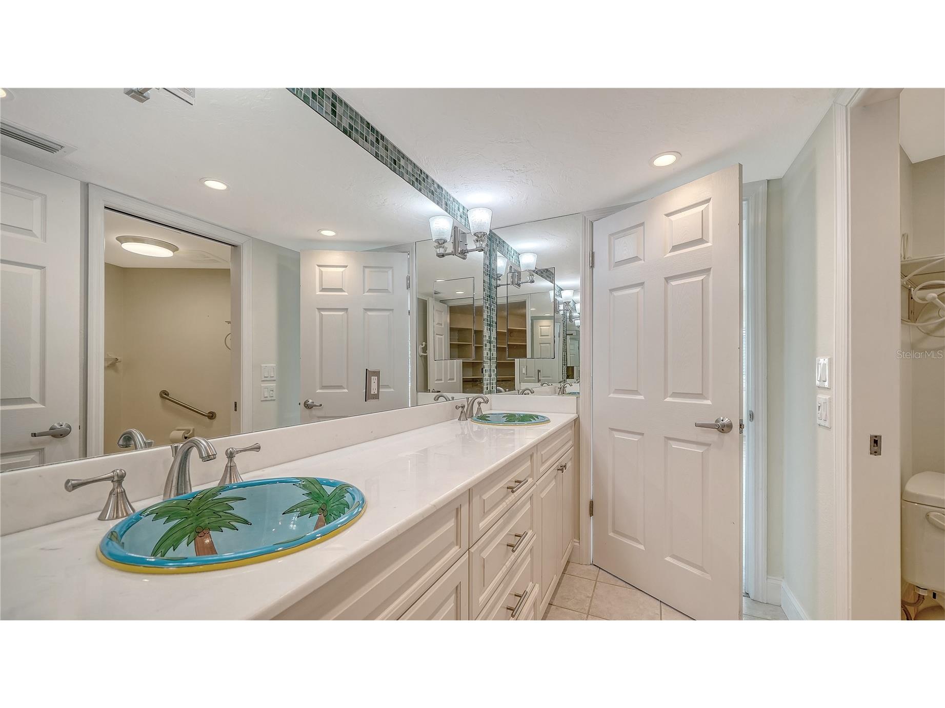 4835 Gulf Of Mexico Drive #106 Longboat Key FL 34228 - GULF OF MEXICO A4677656 image12
