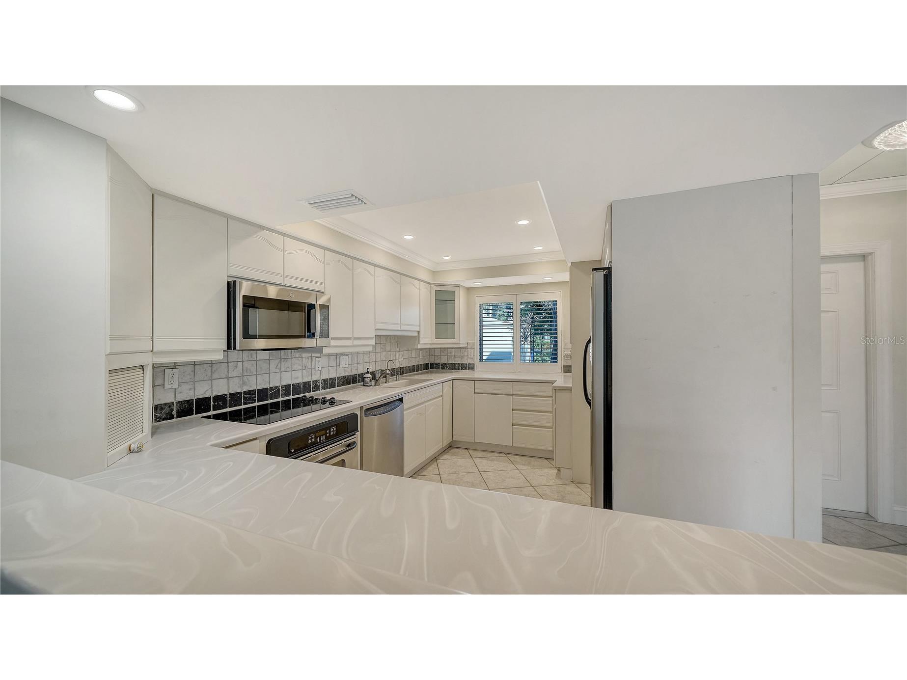 4835 Gulf Of Mexico Drive #106 Longboat Key FL 34228 - GULF OF MEXICO A4677656 image7