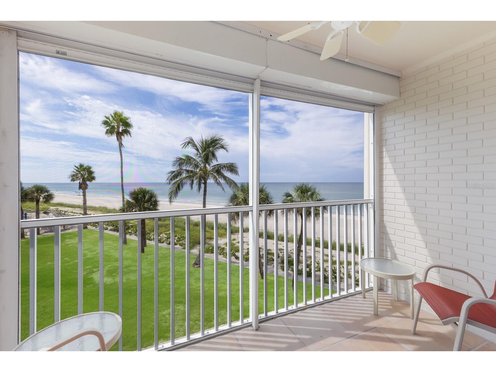 4835 Gulf Of Mexico Drive #302B Longboat Key FL 34228 A4642701 image2