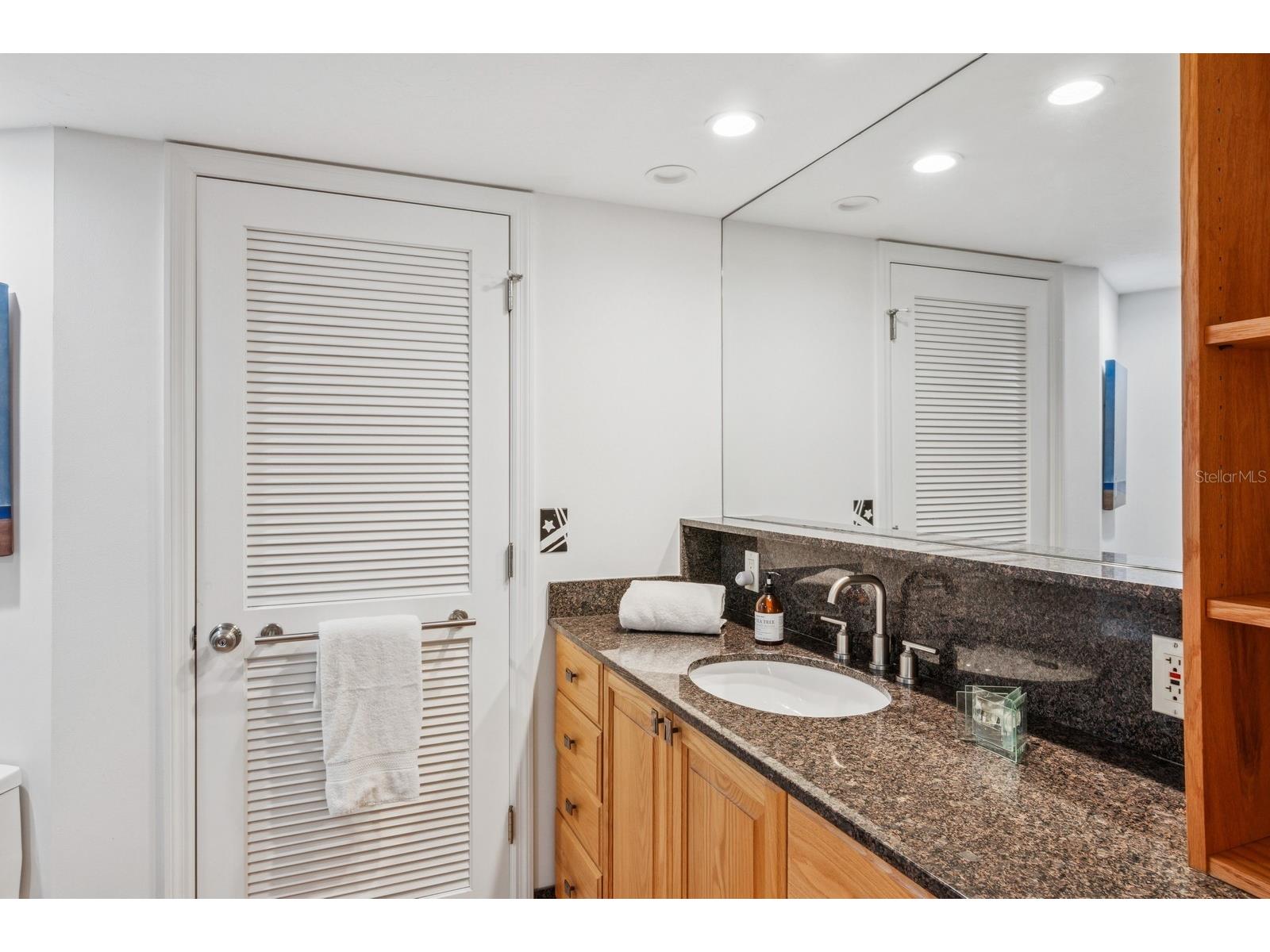 4835 Gulf Of Mexico Drive #302B Longboat Key FL 34228 A4642701 image28