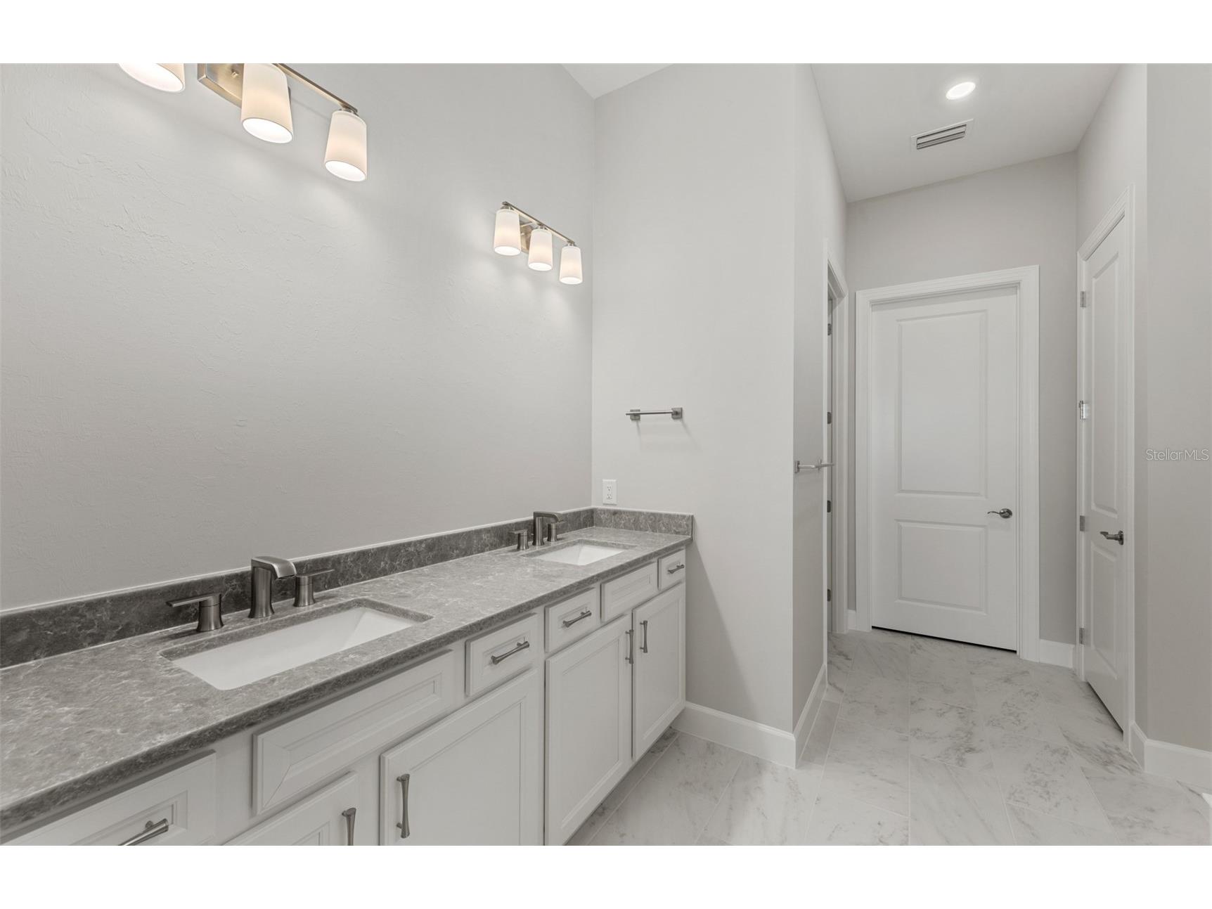 4835 Ivy Pearl Way Lakewood Ranch FL 34211 TB8476508 image27