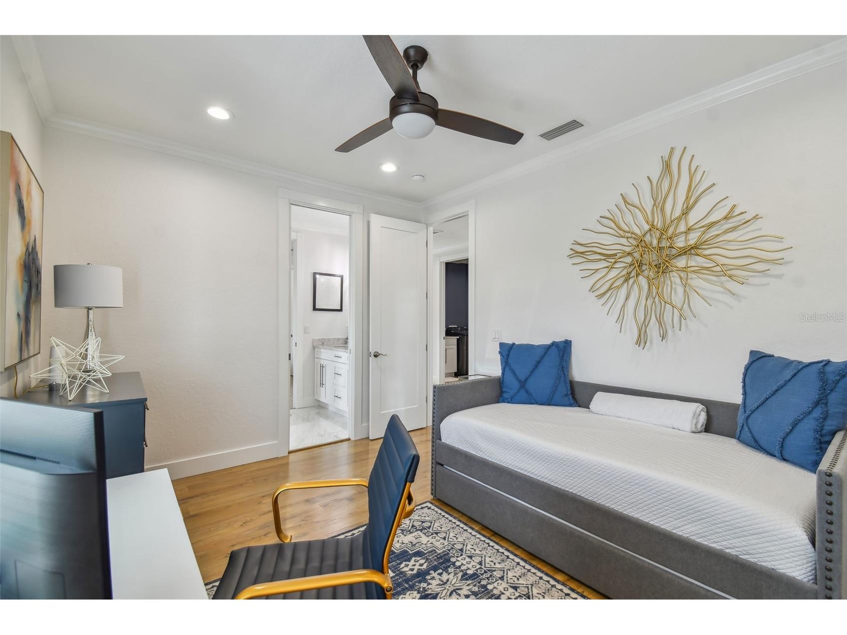 4835 W Bay Villa Avenue Tampa FL 33611 TB8488683 image35