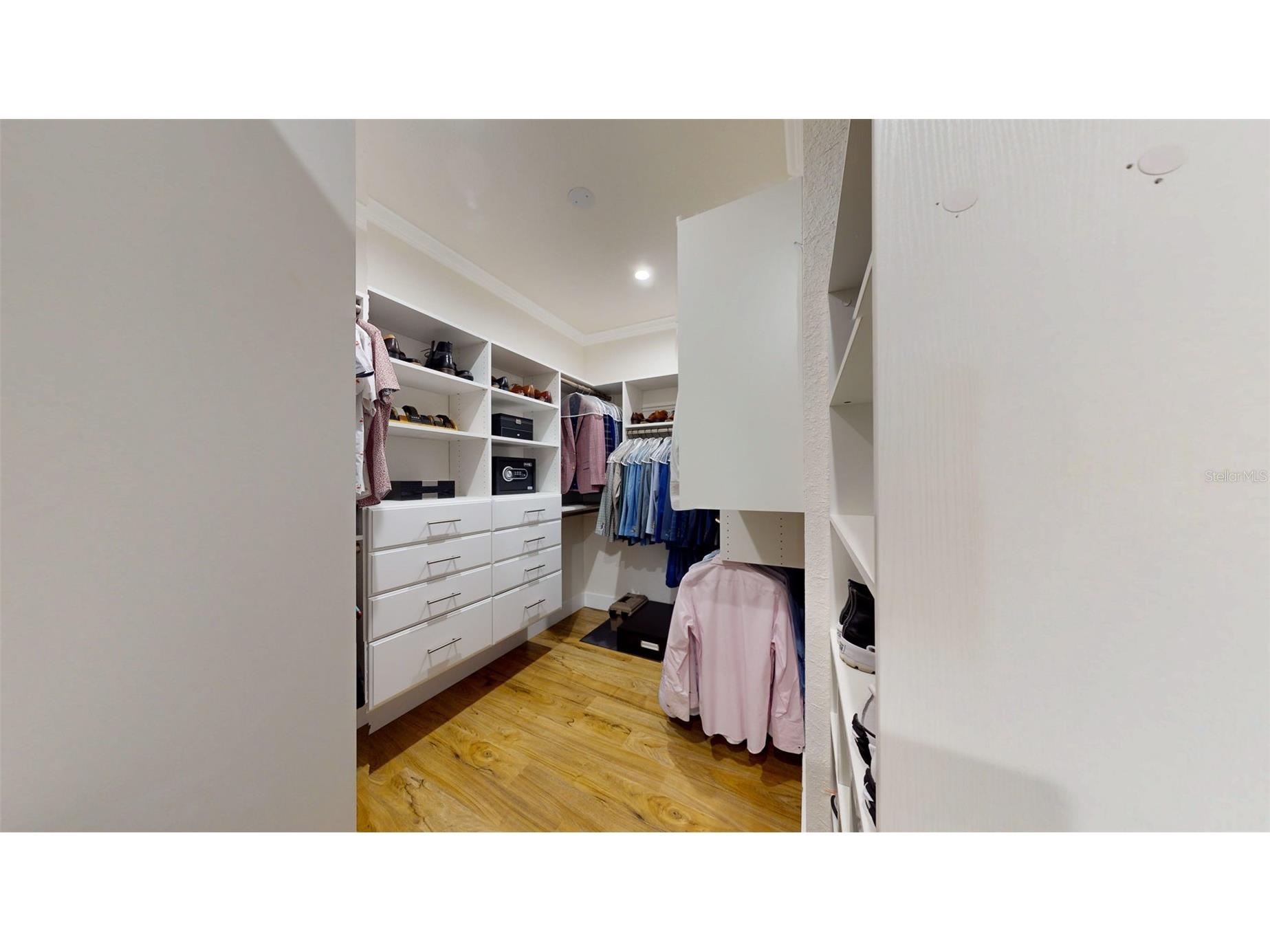 4835 W Bay Villa Avenue Tampa FL 33611 TB8488683 image45