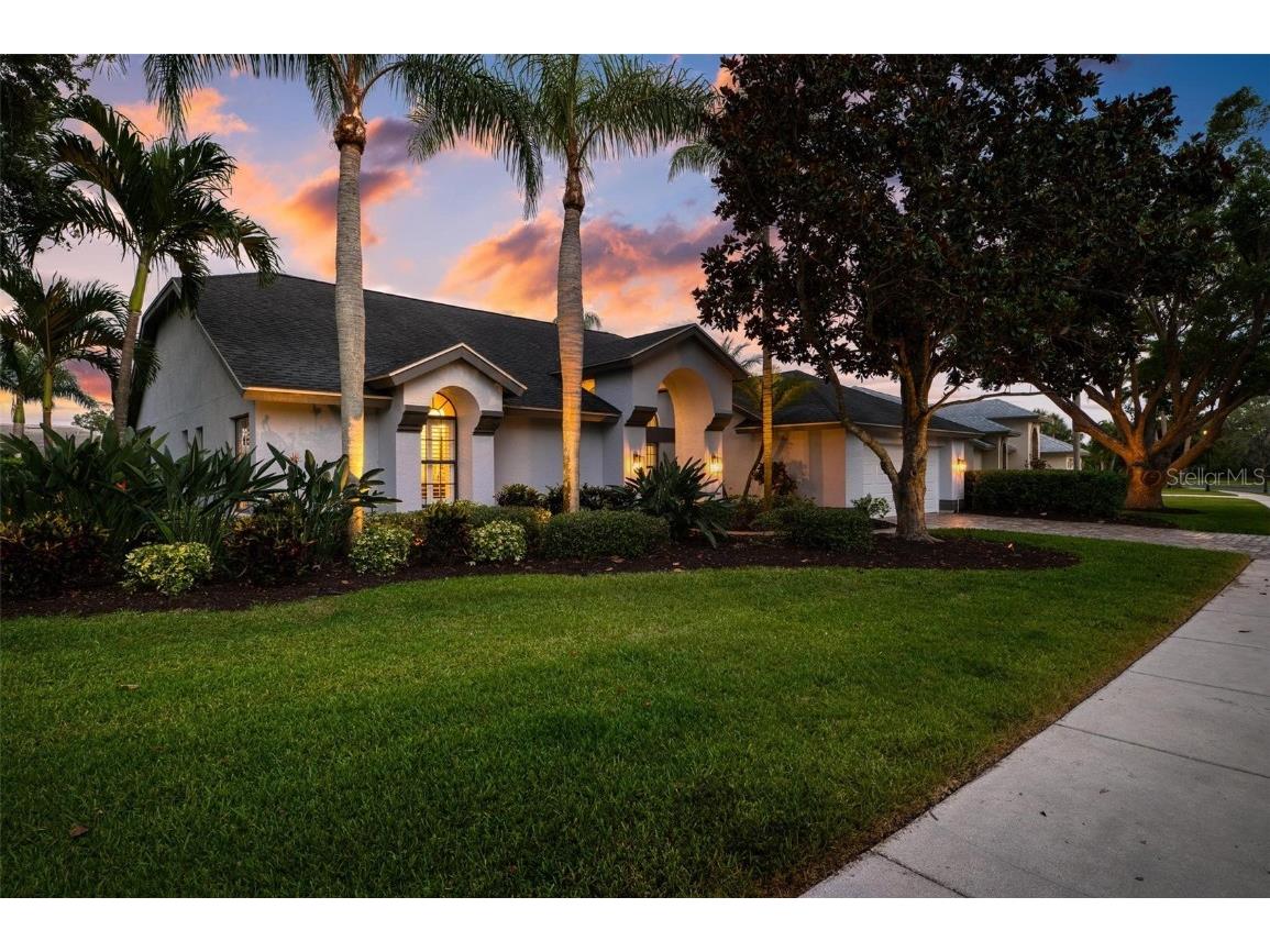 4836 Fallcrest Circle Sarasota FL 34233 A4571073 image1