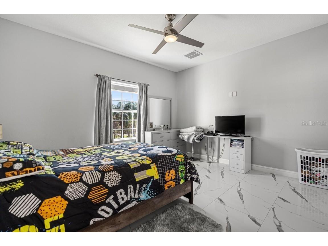 4836 Troydale Road Tampa FL 33615 OM704832 image33