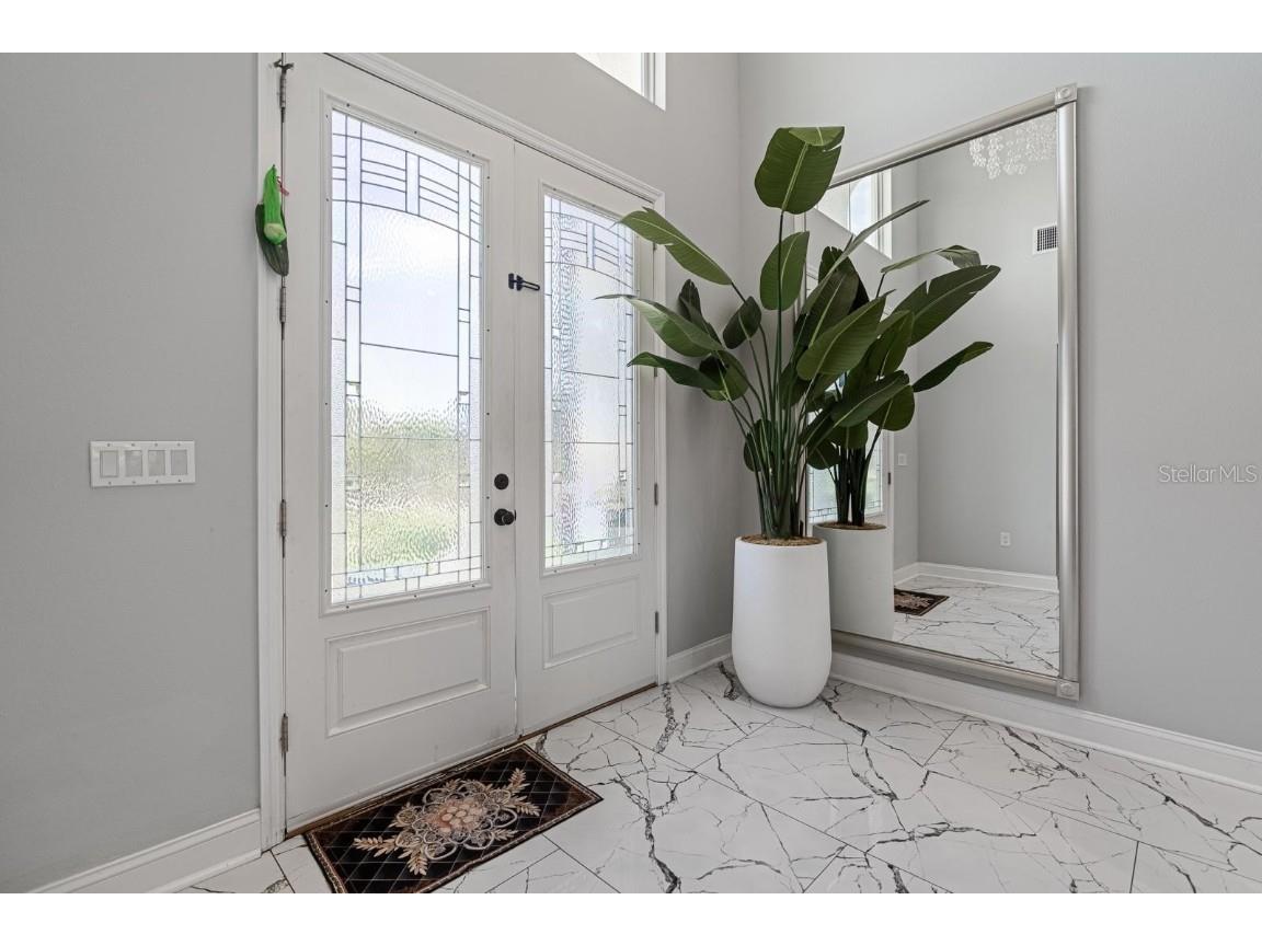 4836 Troydale Road Tampa FL 33615 OM704832 image6