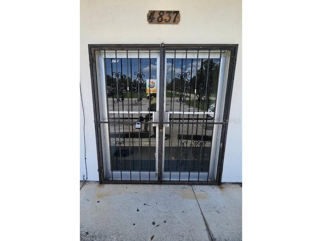 4837 Martin Luther King Drive Bowling Green FL 33834 O6332419 image2