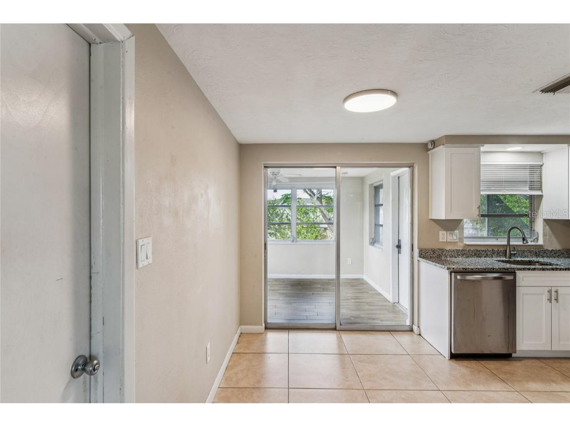 4837 Vision Avenue Holiday FL 34690 TB8454543 image18