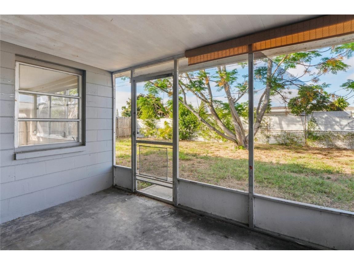 4837 Vision Avenue Holiday FL 34690 TB8454543 image28