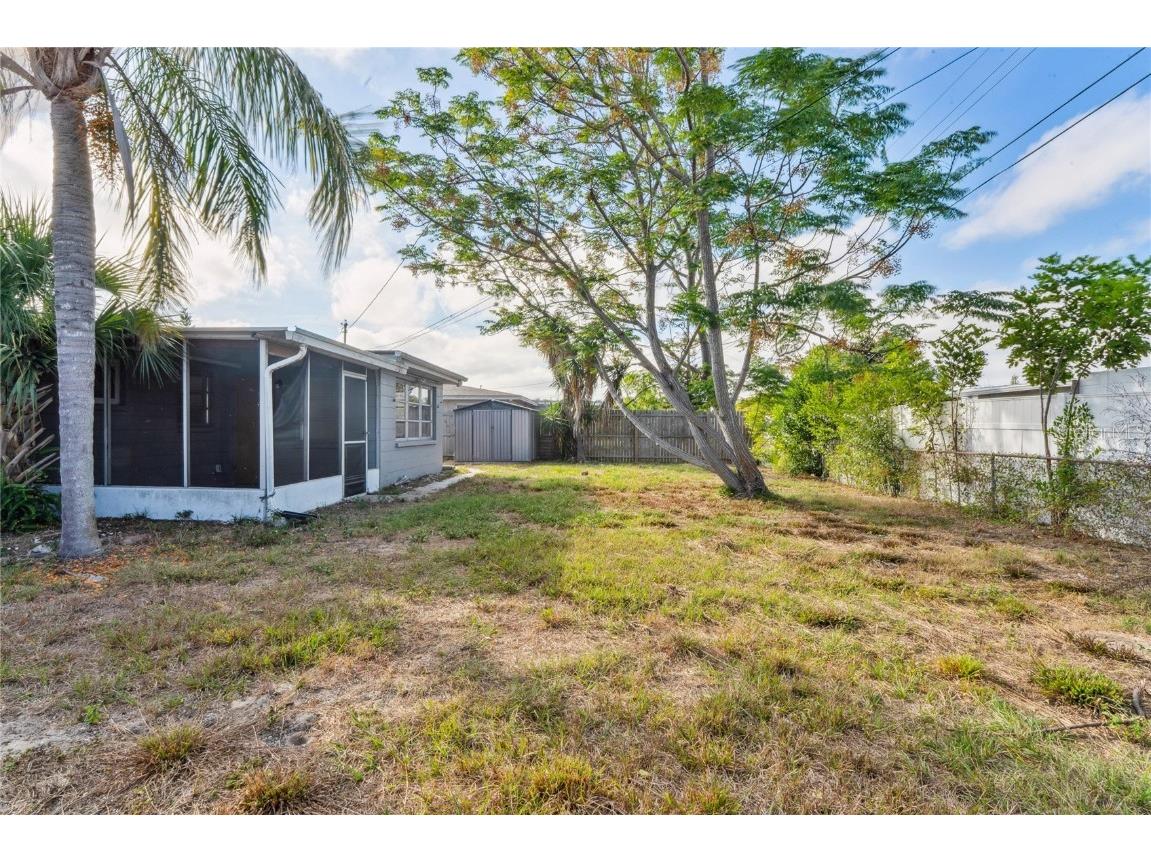 4837 Vision Avenue Holiday FL 34690 TB8454543 image31
