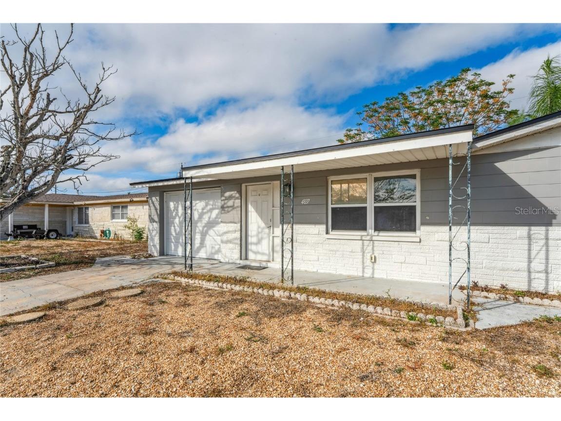 4837 Vision Avenue Holiday FL 34690 TB8454543 image37