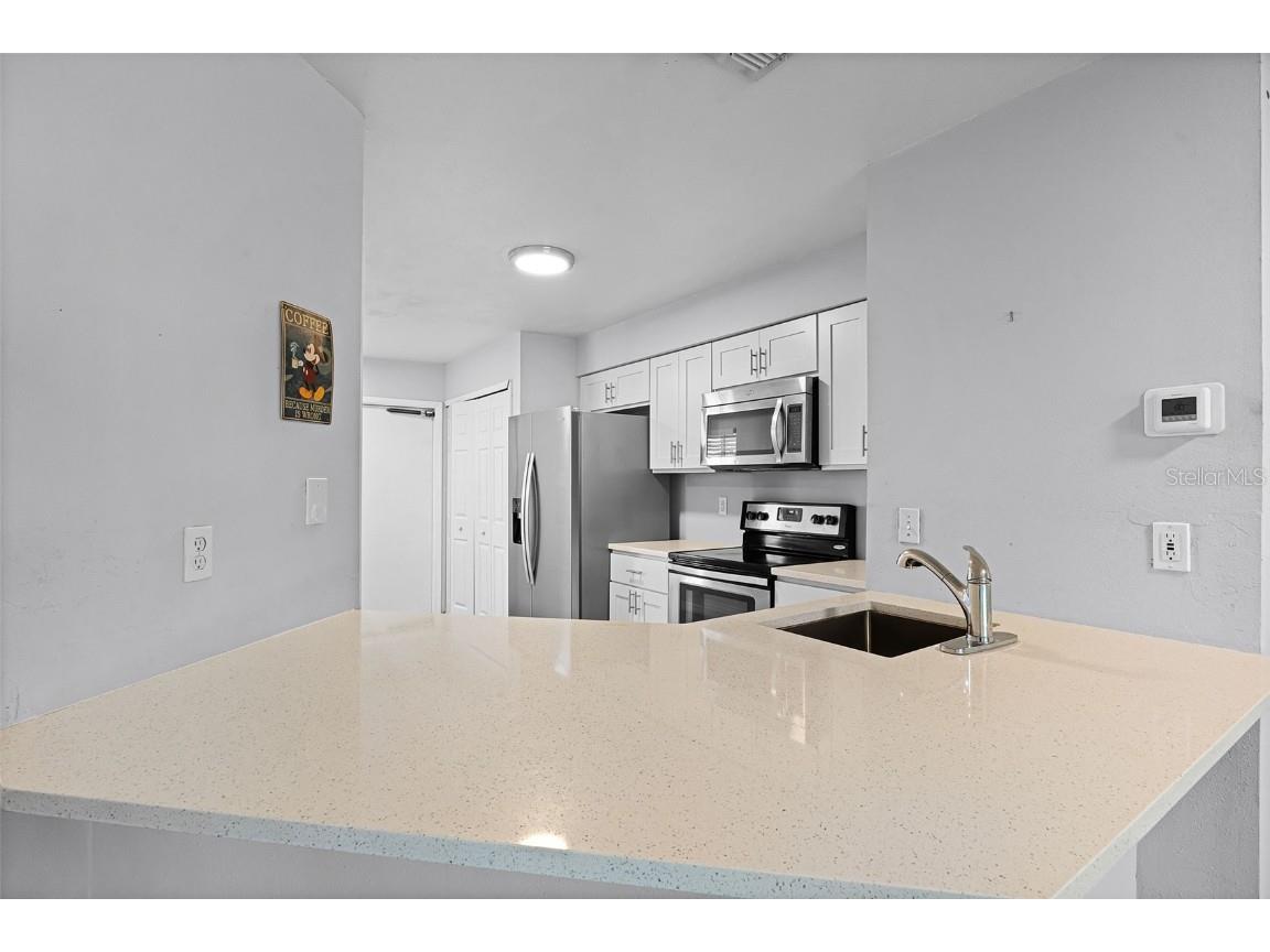 4837 Walden Circle #11 Orlando FL 32811 O6342418 image8