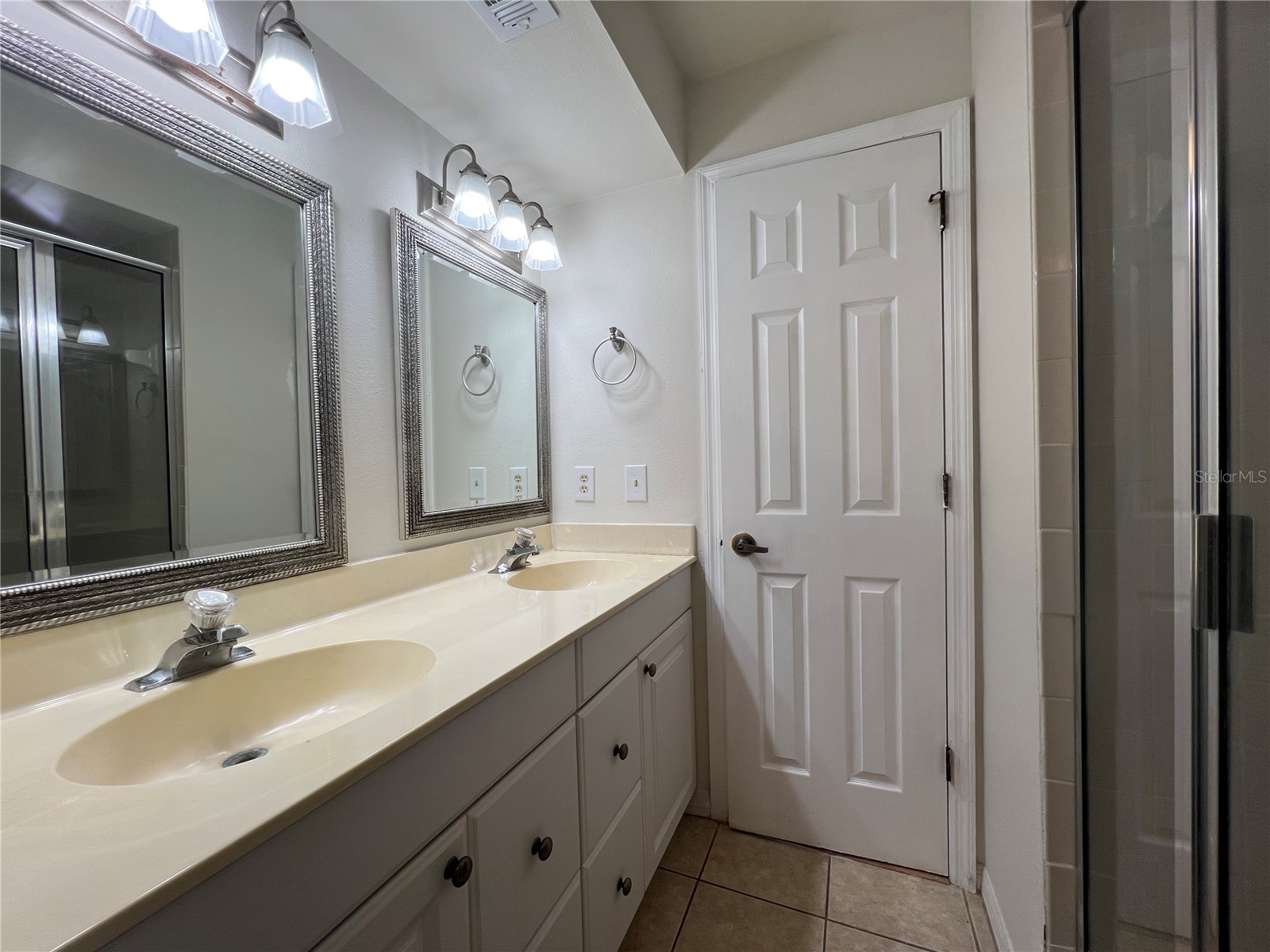 4838 Normandy #38 Orlando FL 32811 O6403633 image44