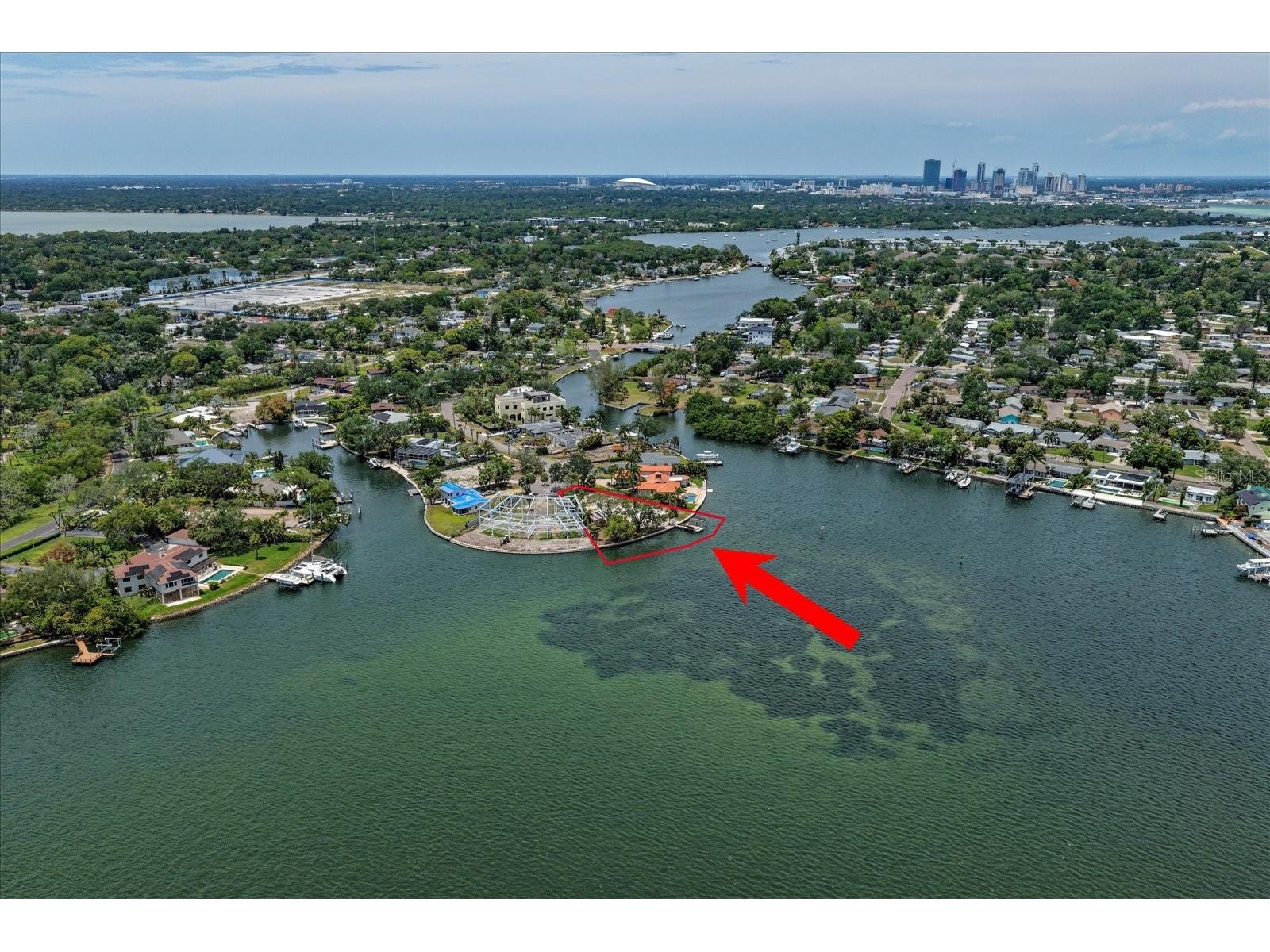 4838 Paradise Way S Saint Petersburg FL 33705 - LITTLE BAYOU TB8507474 image2