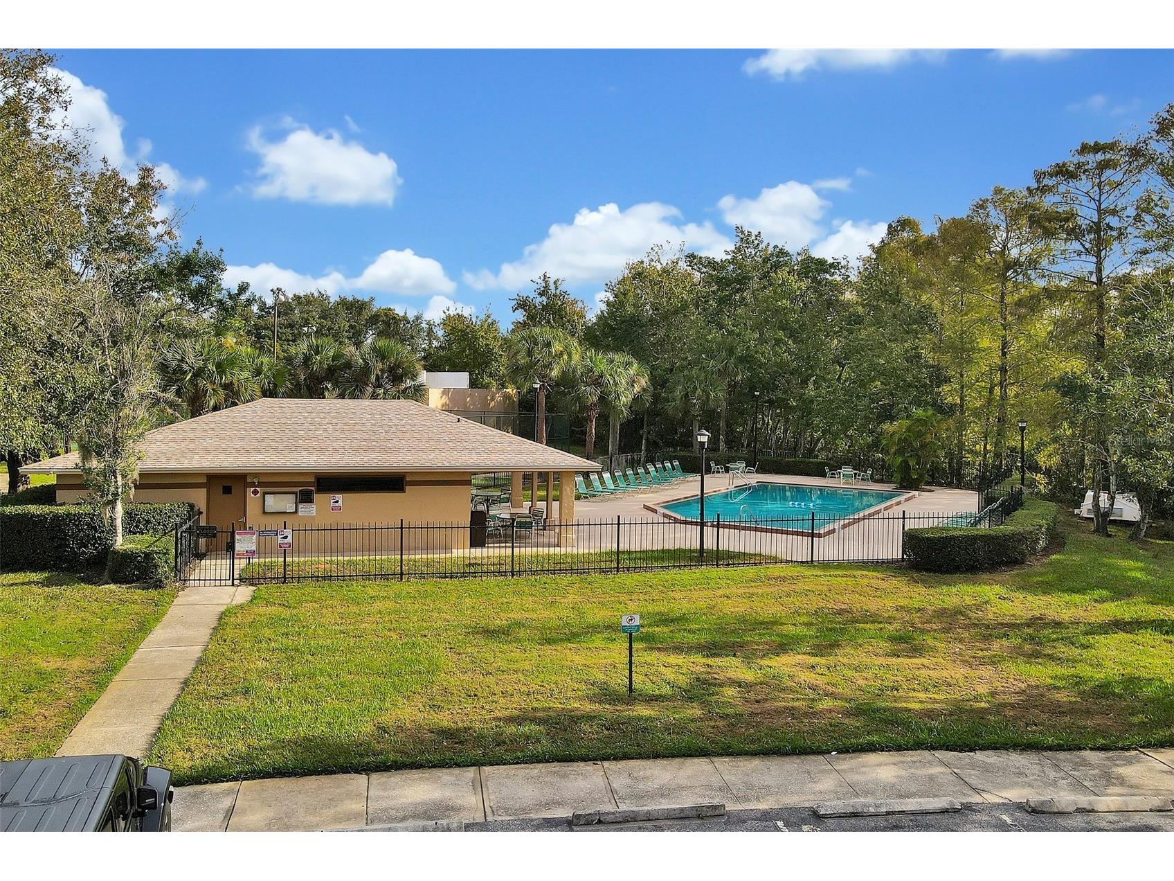 4838 S Semoran Boulevard #902 Orlando FL 32822 S5148535 image16