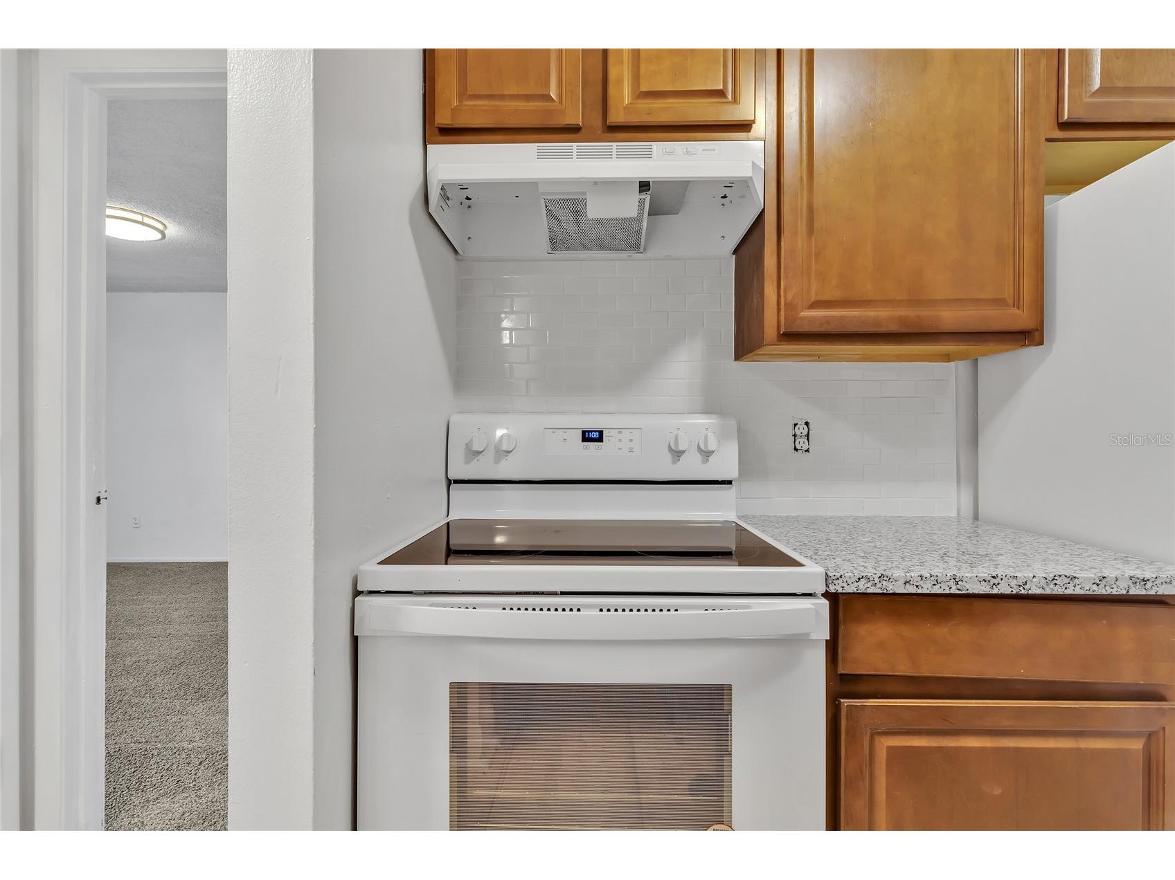 4838 S Semoran Boulevard #902 Orlando FL 32822 S5148535 image7
