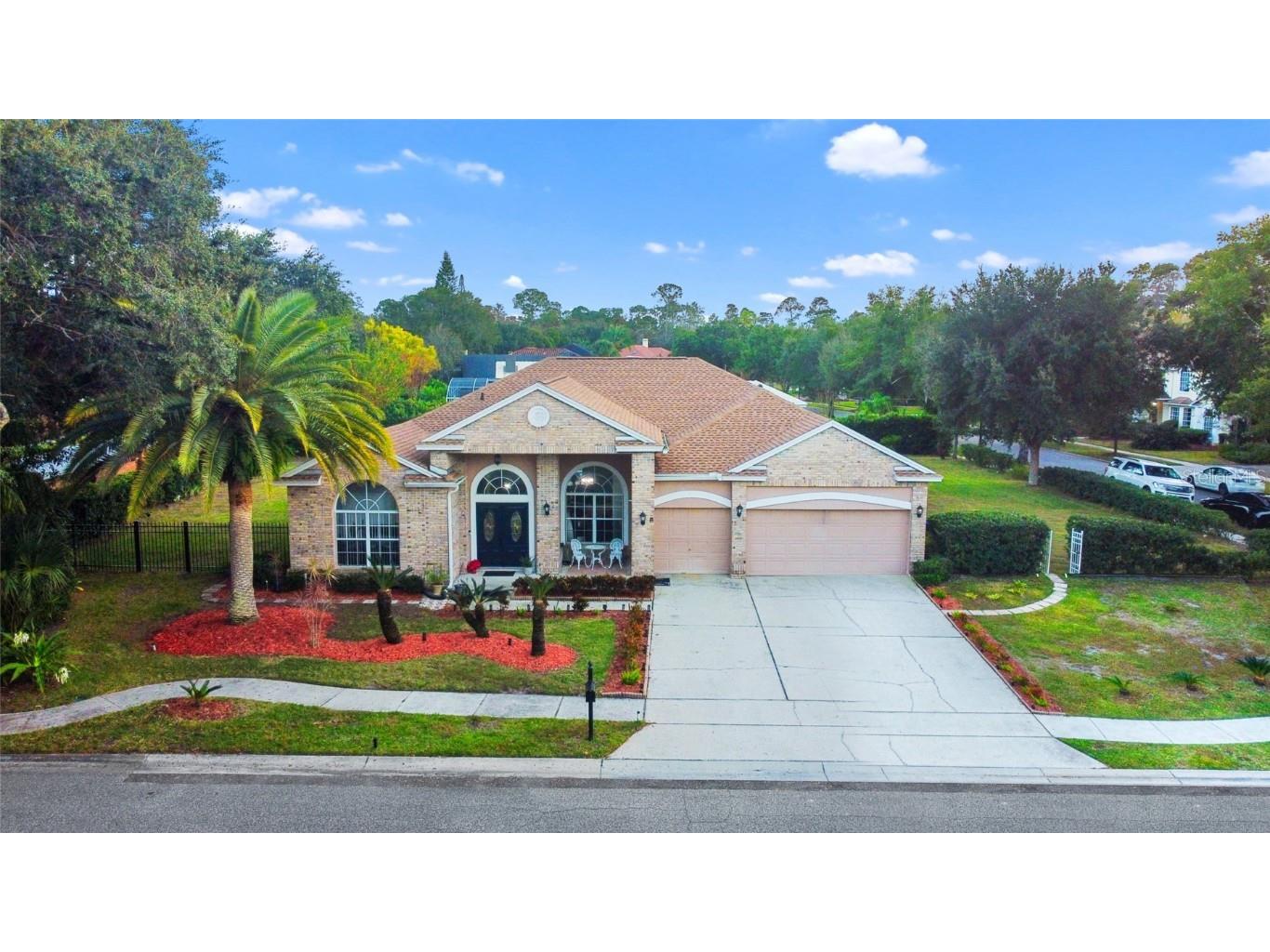 4839 Eaglesham Drive Orlando FL 32826 TB8454920 image1