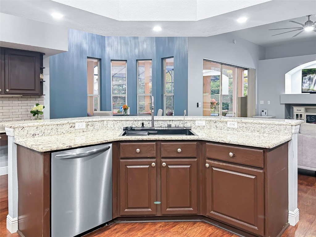 4839 Eaglesham Drive Orlando FL 32826 TB8454920 image11