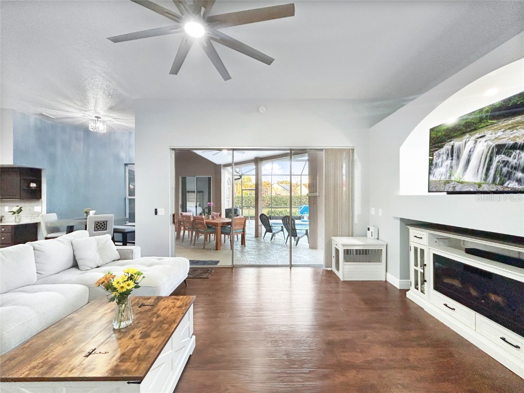 4839 Eaglesham Drive Orlando FL 32826 TB8454920 image16