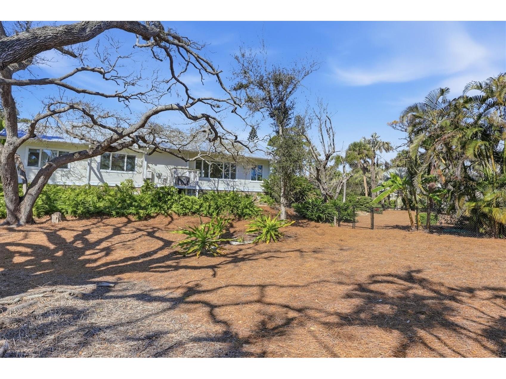4839 Givens Court Sarasota FL 34242 A4683309 image40