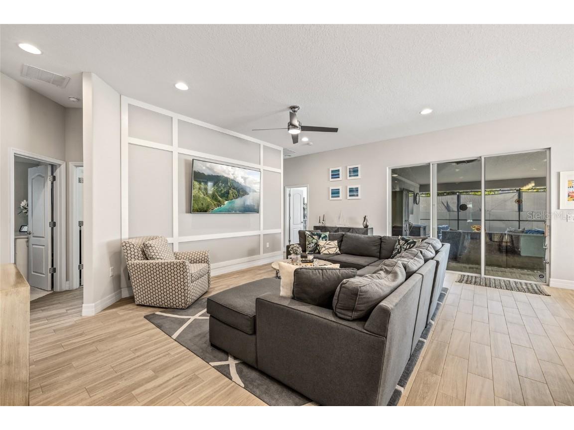 4839 Jackson Club Loop Tampa FL 33624 TB8462253 image10