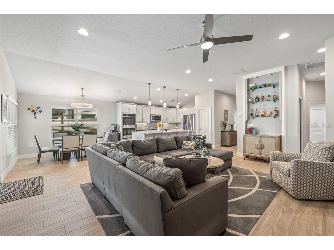 4839 Jackson Club Loop Tampa FL 33624 TB8462253 image12