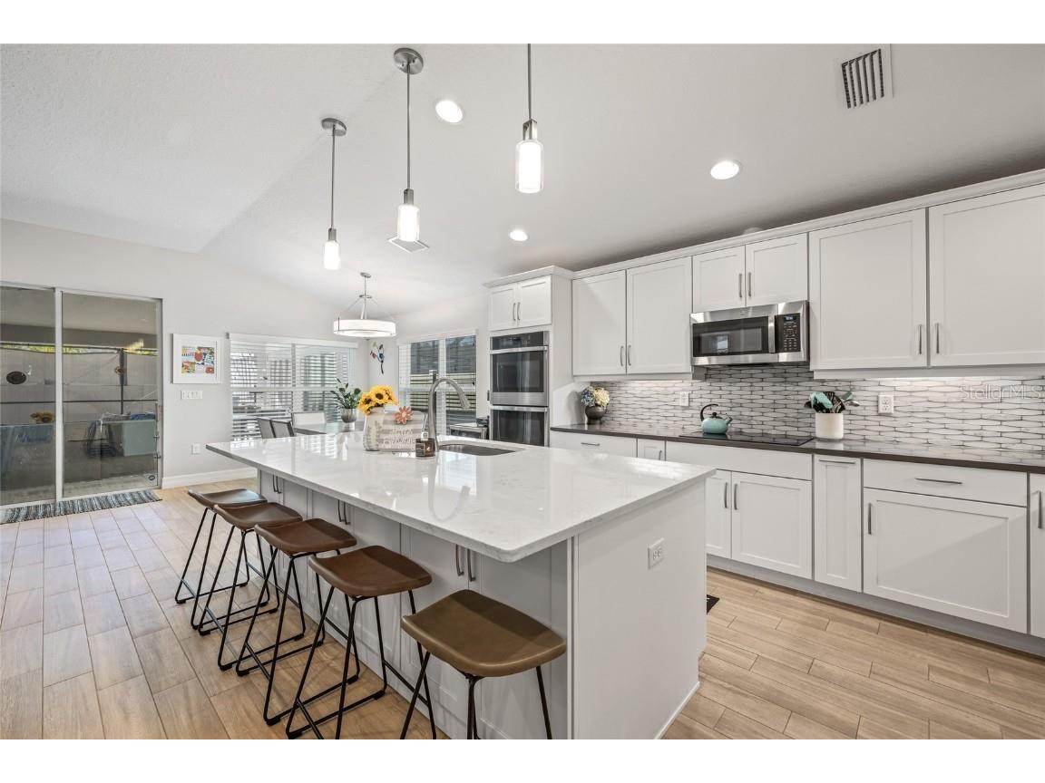 4839 Jackson Club Loop Tampa FL 33624 TB8462253 image17