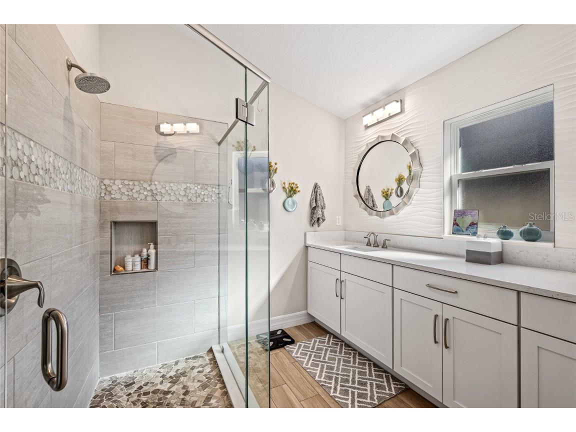 4839 Jackson Club Loop Tampa FL 33624 TB8462253 image25