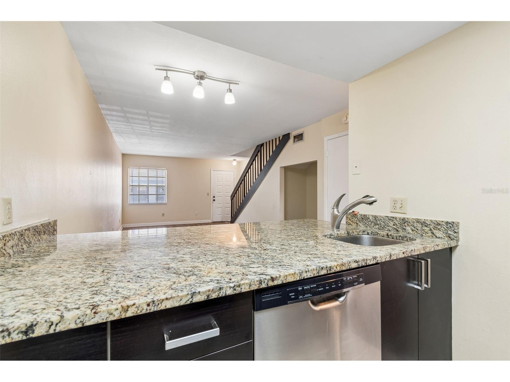 4839 Mcelroy #F206 Tampa FL 33611 TB8498480 image10