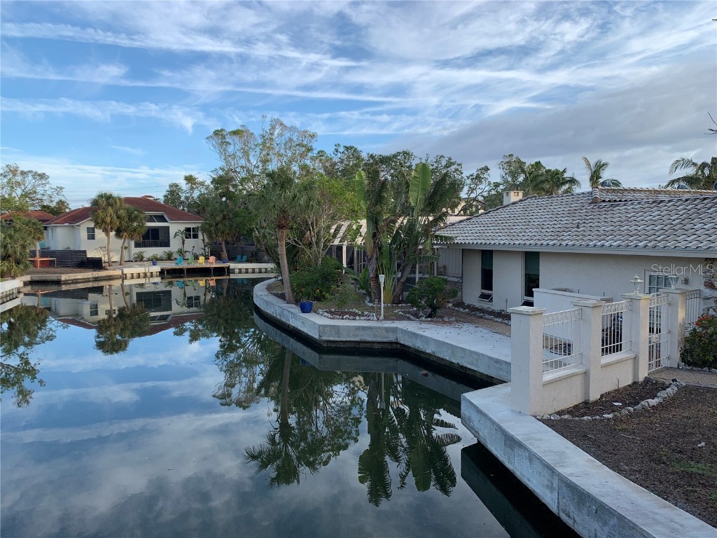 4839 Primrose Path Sarasota FL 34242 A4670860 image2