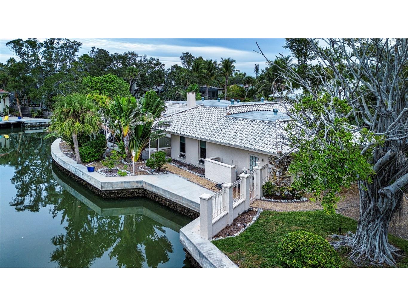 4839 Primrose Path Sarasota FL 34242 A4670860 image20