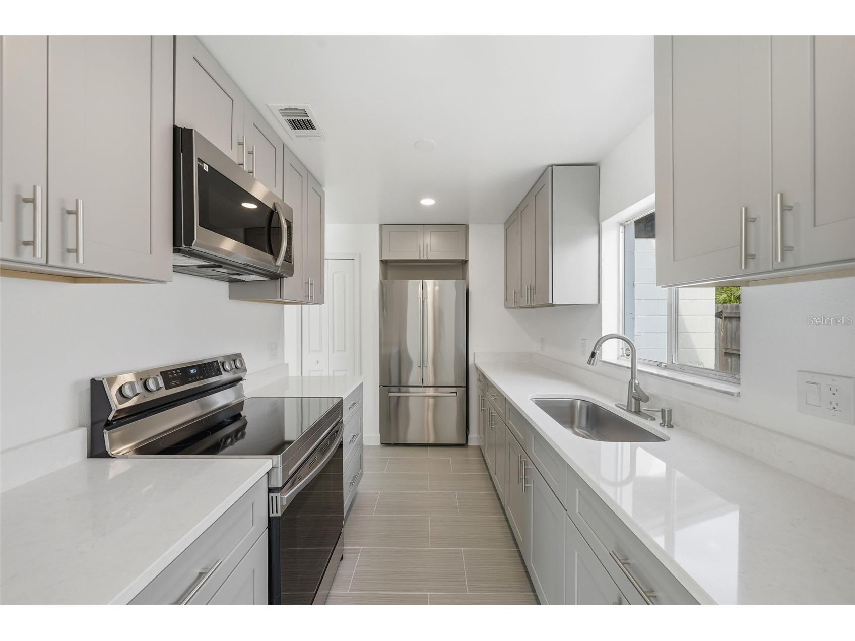 4839 Red Willow Avenue Orlando FL 32808 O6422570 image15