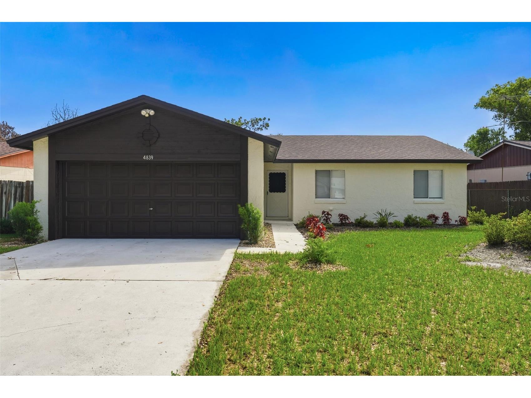 4839 Red Willow Avenue Orlando FL 32808 O6422570 image2