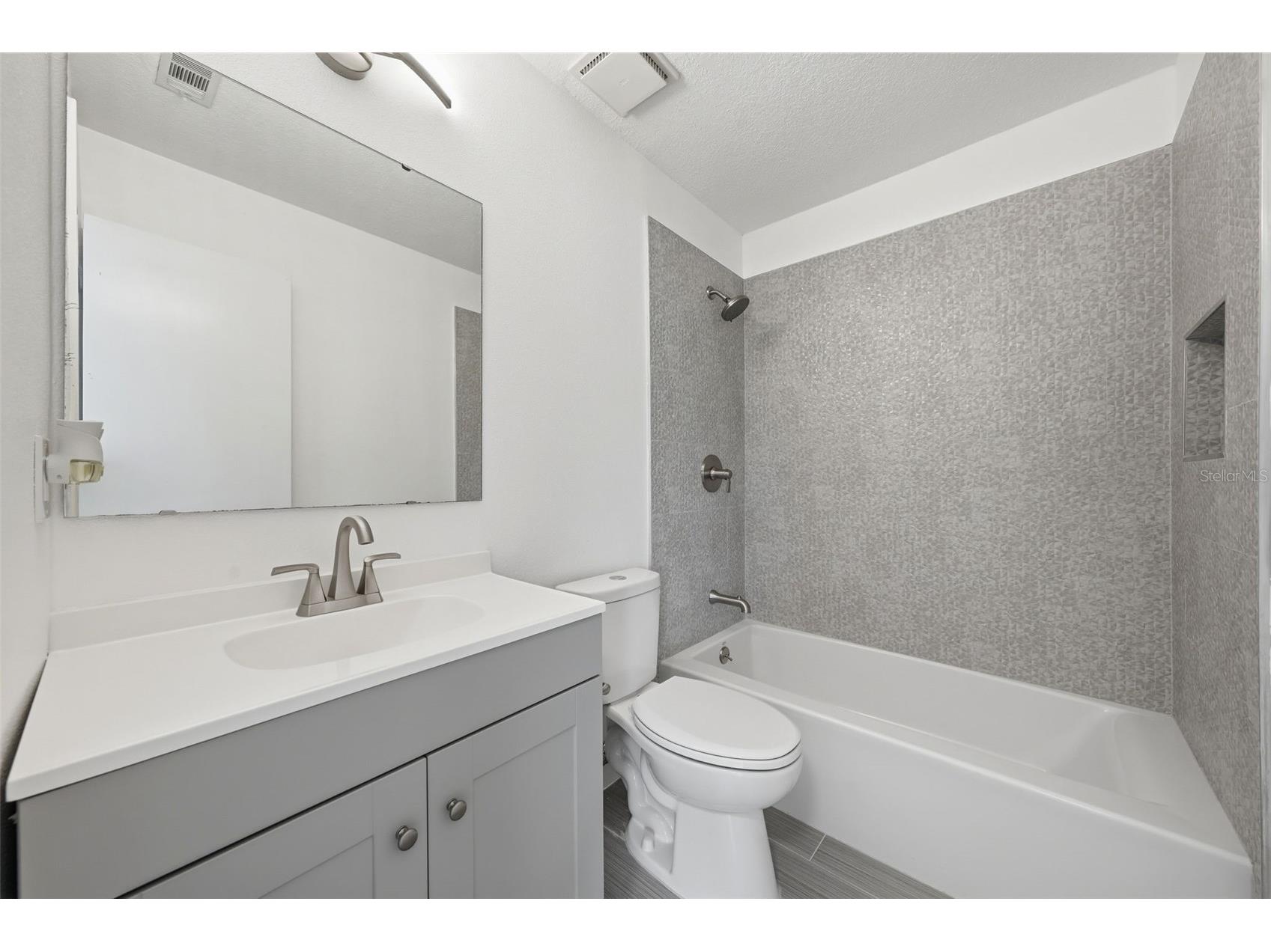4839 Red Willow Avenue Orlando FL 32808 O6422570 image23