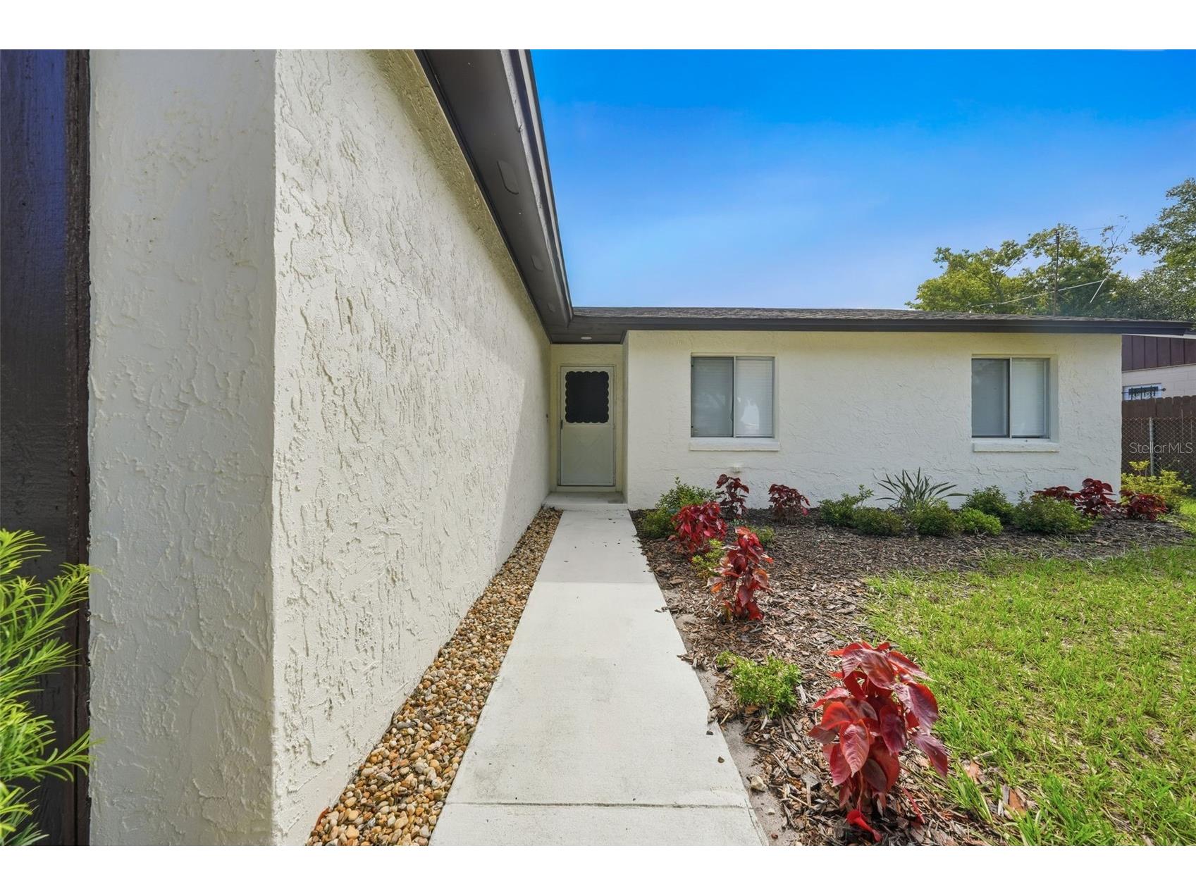 4839 Red Willow Avenue Orlando FL 32808 O6422570 image3
