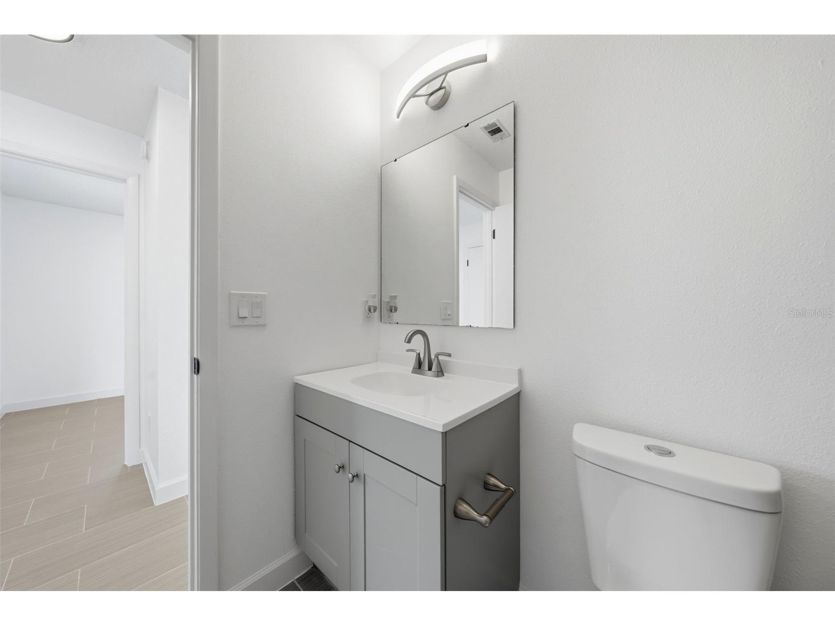 4839 Red Willow Avenue Orlando FL 32808 O6422570 image35