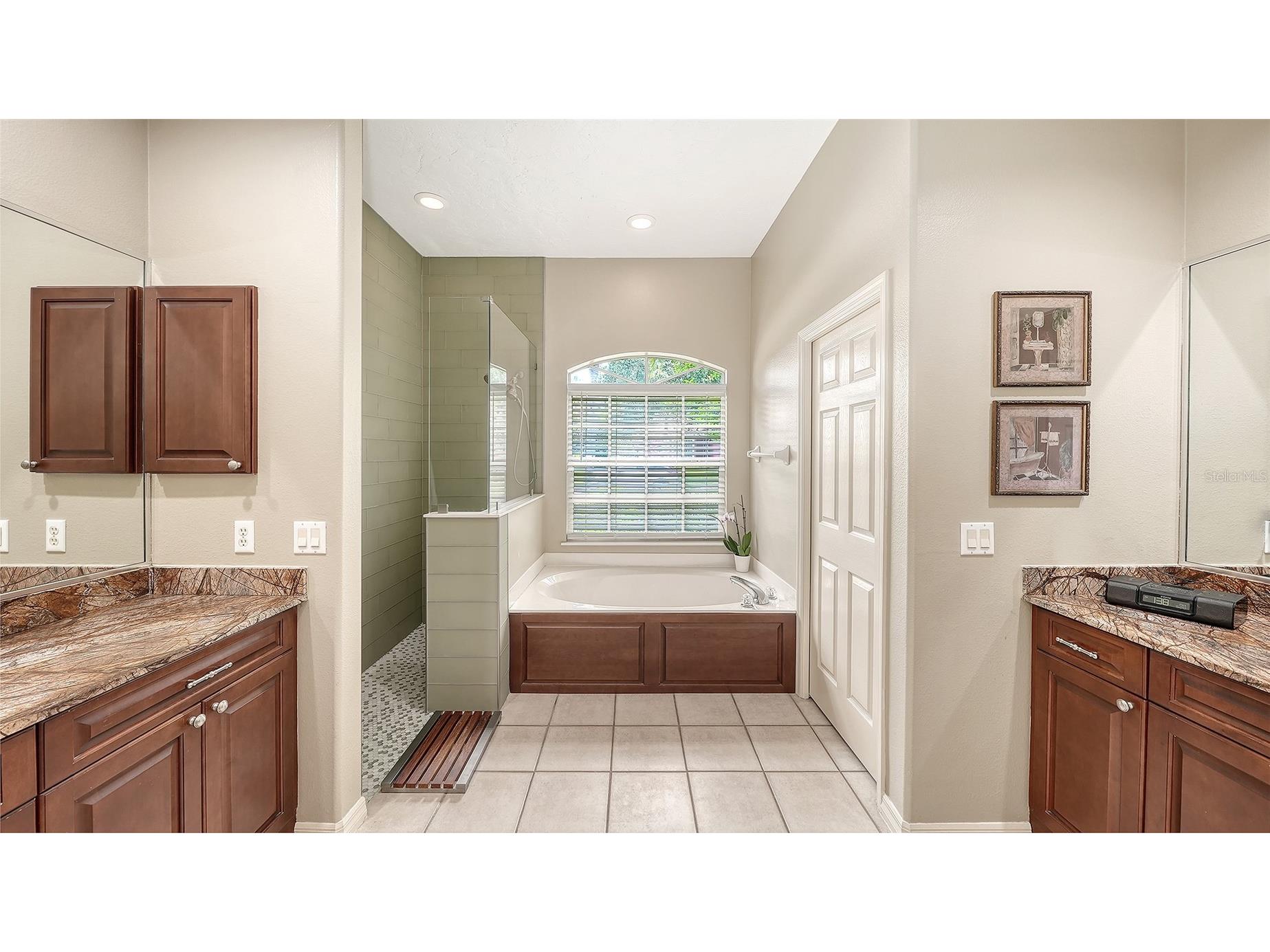 4839 Sweetmeadow Circle Sarasota FL 34238 A4691573 image32