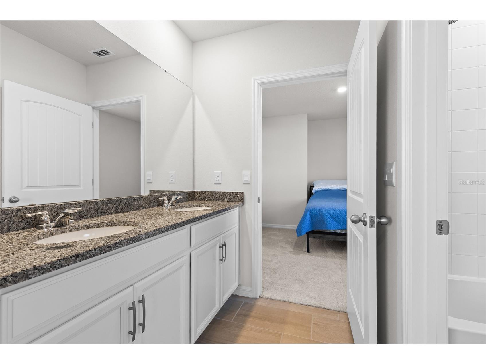 484 Baroness Way Deland FL 32724 O6392368 image23