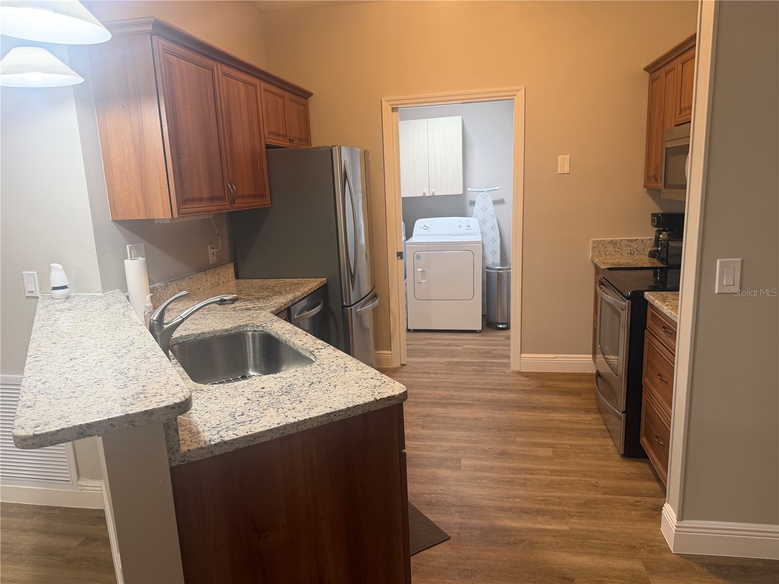 484 Hildalgo Drive Lady Lake FL 32159 G5114375 image8