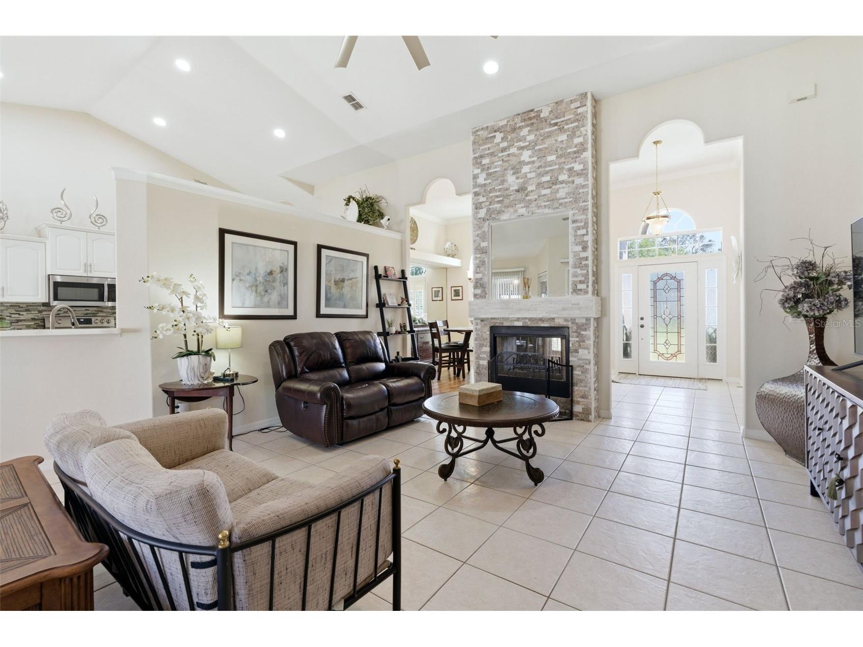 484 Kettering Road Deltona FL 32725 V4948002 image9