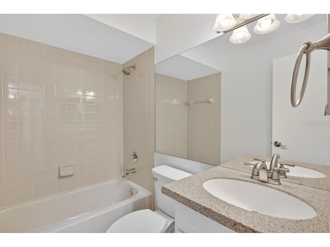 484 Santa Cruz Place NE #G Saint Petersburg FL 33703 TB8462162 image19