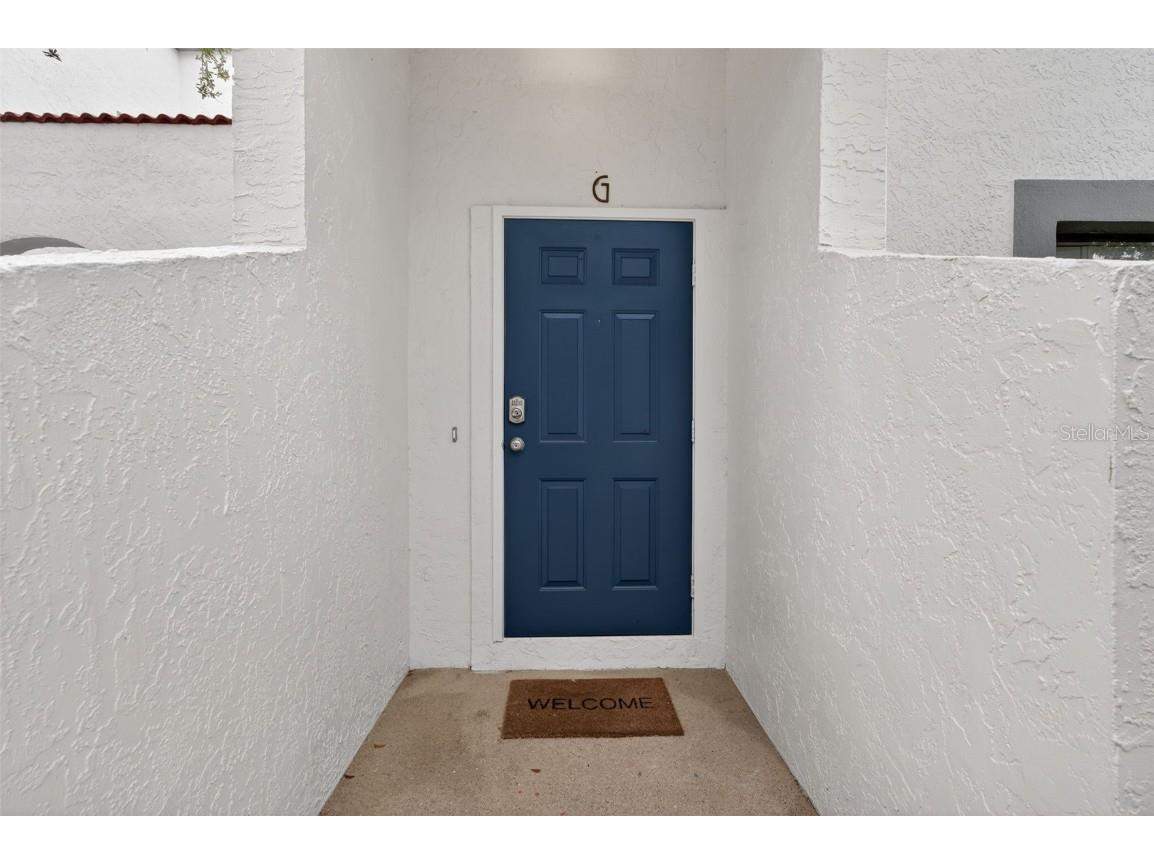 484 Santa Cruz Place NE #G Saint Petersburg FL 33703 TB8462162 image2