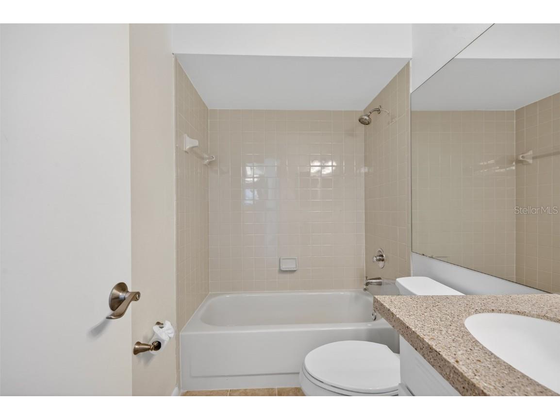 484 Santa Cruz Place NE #G Saint Petersburg FL 33703 TB8462162 image20