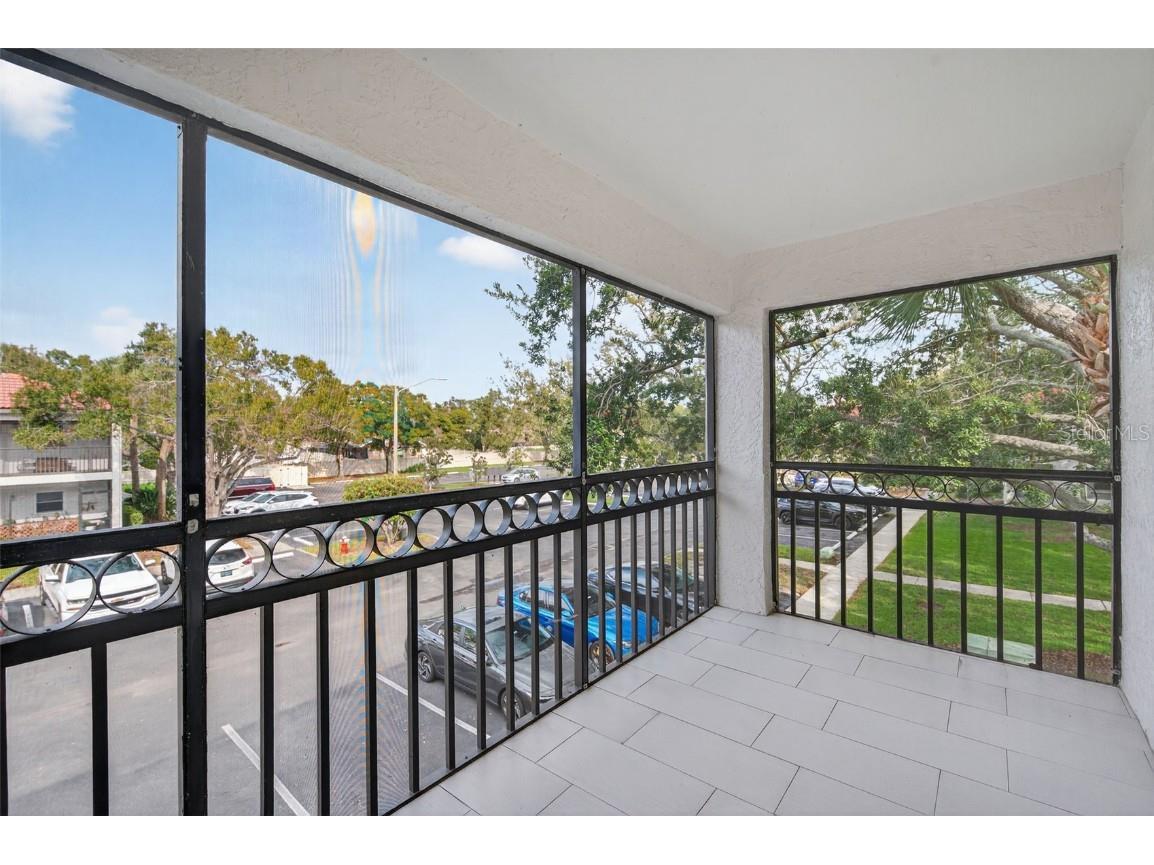 484 Santa Cruz Place NE #G Saint Petersburg FL 33703 TB8462162 image29