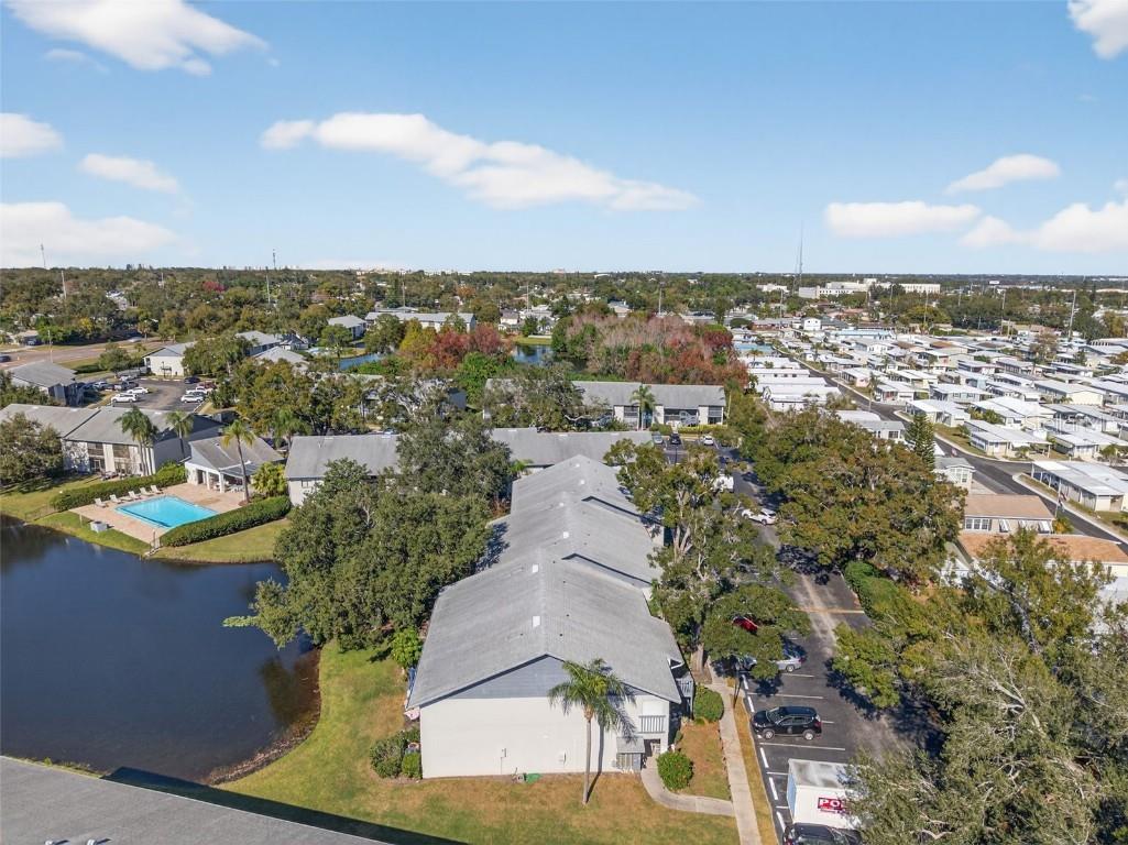 484 Santa Cruz Place NE #G Saint Petersburg FL 33703 TB8462162 image44