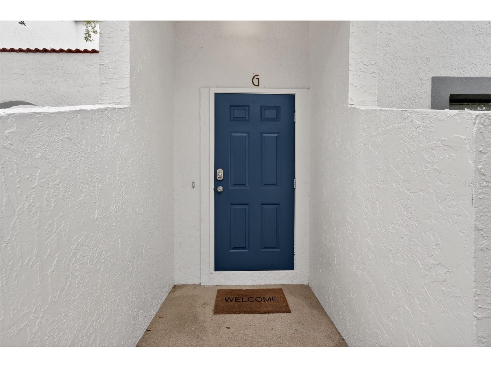 484 Santa Cruz Place NE #G Saint Petersburg FL 33703 TB8470908 image2