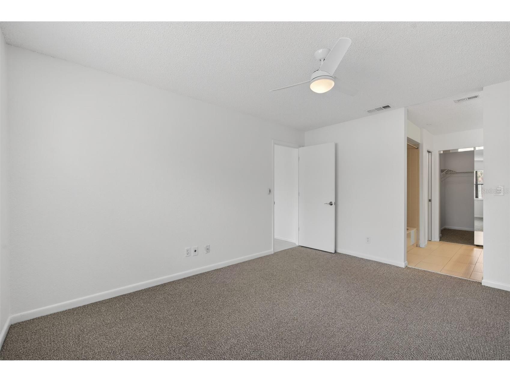 484 Santa Cruz Place NE #G Saint Petersburg FL 33703 TB8470908 image23