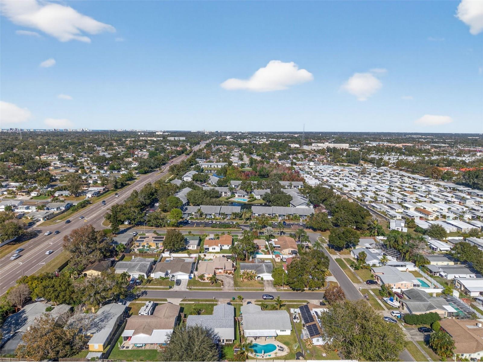 484 Santa Cruz Place NE #G Saint Petersburg FL 33703 TB8470908 image52