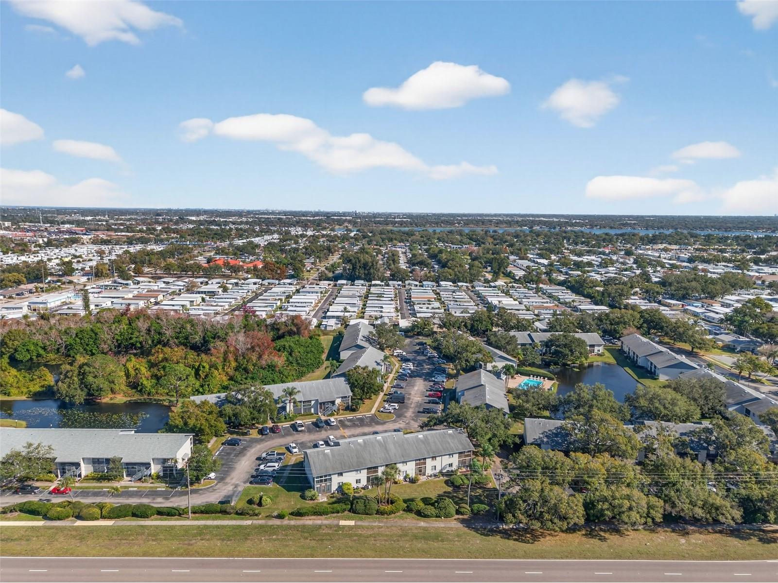 484 Santa Cruz Place NE #G Saint Petersburg FL 33703 TB8470908 image54