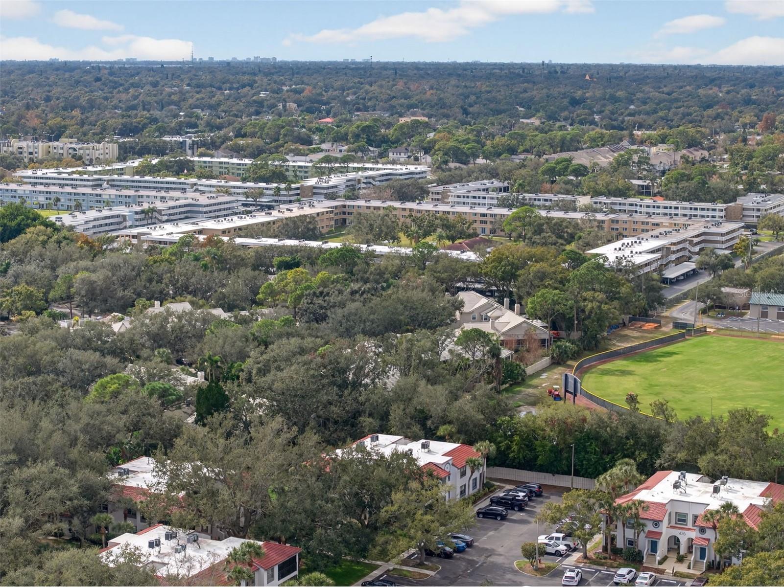 484 Santa Cruz Place NE #G Saint Petersburg FL 33703 TB8470908 image67